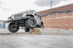 jeep-lift-kit_681s-installed-brick-crawl.jpg