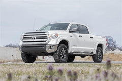 toyota-16-tundra-870-fdmid-outdoor_2_1.jpg