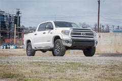 toyota-16-tundra-870-fp-outdoor_2_1.jpg